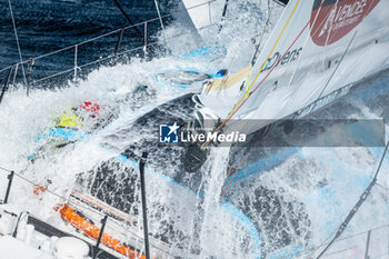 2024-09-27 - Skipper Thomas Ruyant, Imoca VULNERABLE during a training session prior the Vendée Globe 2024 on September 27, 2024, off Groix in France - SAILING - VENDEE GLOBE 2024 - THOMAS RUYANT - IMOCA VULNERABLE - HELICOPTER IMAGES - SAILING - OTHER SPORTS