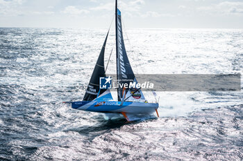 2024-09-27 - Skipper Thomas Ruyant, Imoca VULNERABLE during a training session prior the Vendée Globe 2024 on September 27, 2024, off Groix in France - SAILING - VENDEE GLOBE 2024 - THOMAS RUYANT - IMOCA VULNERABLE - HELICOPTER IMAGES - SAILING - OTHER SPORTS