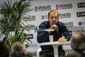 2024-11-07 - Skipper Sam Goodchild, Imoca VULNERABLE, portrait prior to the start of the 2024-2025 Vendée Globe, 10th edition of the solo non-stop round the world yacht race, on November 9, 2024 in Les Sables-d'Olonne, France - SAILING - VENDEE GLOBE 2024 - START - SAILING - OTHER SPORTS