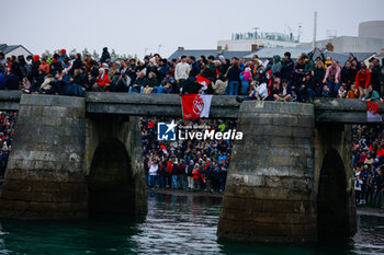 10/11/2024 - Ambiance chenal prior to the start of the 2024-2025 Vendée Globe, 10th edition of the solo non-stop round the world yacht race, on November 9, 2024 in Les Sables-d'Olonne, France - SAILING - VENDEE GLOBE 2024 - START - VELA - ALTRO