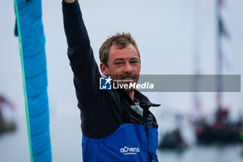 10/11/2024 - RUYANT Thomas (fra), Vulnerable prior to the start of the 2024-2025 Vendée Globe, 10th edition of the solo non-stop round the world yacht race, on November 9, 2024 in Les Sables-d'Olonne, France - SAILING - VENDEE GLOBE 2024 - START - VELA - ALTRO