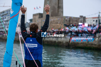 10/11/2024 - RUYANT Thomas (fra), Vulnerable prior to the start of the 2024-2025 Vendée Globe, 10th edition of the solo non-stop round the world yacht race, on November 9, 2024 in Les Sables-d'Olonne, France - SAILING - VENDEE GLOBE 2024 - START - VELA - ALTRO