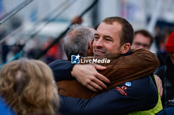 10/11/2024 - GOODCHILD Sam (gbr), Vulnerable prior to the start of the 2024-2025 Vendée Globe, 10th edition of the solo non-stop round the world yacht race, on November 9, 2024 in Les Sables-d'Olonne, France - SAILING - VENDEE GLOBE 2024 - START - VELA - ALTRO