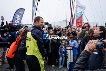 10/11/2024 - GOODCHILD Sam (gbr), Vulnerable prior to the start of the 2024-2025 Vendée Globe, 10th edition of the solo non-stop round the world yacht race, on November 9, 2024 in Les Sables-d'Olonne, France - SAILING - VENDEE GLOBE 2024 - START - VELA - ALTRO