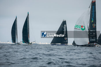 10/11/2024 - HARE Pip (gbr), Medallia prior to the start of the 2024-2025 Vendée Globe, 10th edition of the solo non-stop round the world yacht race, on November 9, 2024 in Les Sables-d'Olonne, France - SAILING - VENDEE GLOBE 2024 - START - VELA - ALTRO