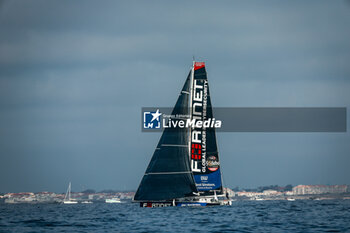 10/11/2024 - ATTANASIO Romain (fra), Fortinet - Best Western during the start of the 2024-2025 Vendée Globe, 10th edition of the solo non-stop round the world yacht race, on November 9, 2024 in Les Sables-d'Olonne, France - SAILING - VENDEE GLOBE 2024 - START - VELA - ALTRO