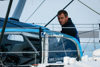 10/11/2024 - RUYANT Thomas (fra), Vulnerable prior to the start of the 2024-2025 Vendée Globe, 10th edition of the solo non-stop round the world yacht race, on November 9, 2024 in Les Sables-d'Olonne, France - SAILING - VENDEE GLOBE 2024 - START - VELA - ALTRO