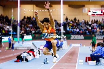 23/02/2024 - YASSER TRIKI (ALG) competes the Triple Jump Men Final during the World Athletics Indoor Tour Gold Madrid 24 on February 23, 2024 at Polideportivo Gallur in Madrid, Spain - ATHLETICS - WORLD INDOOR TOUR GOLD - MADRID 2024 - INTERNAZIONALI - ATLETICA