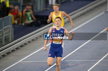 11/06/2024 - Karsten WARHOLM of Norway wins the gold medal in the men's 400-meter hurdles at the Rome 2024 European Athletics Championships at the Olympic Stadium in Rome, June 11, 2024. - EUROPEAN ATHLETICS CHAMPIONSHIPS - INTERNAZIONALI - ATLETICA