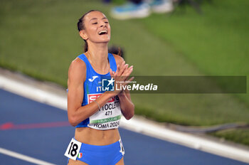 11/06/2024 - Nadia BATTOCLETTI of Italy wins the gold medal in the women's 10000 meters at the European Athletics Championships Rome 2024 at the Olympic Stadium in Rome, June 11, 2024. - EUROPEAN ATHLETICS CHAMPIONSHIPS - INTERNAZIONALI - ATLETICA