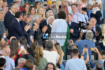 11/06/2024 - Gianmarco Tamberi of Italy greets Italian President Sergio Mattarella after winning the gold medal in the men's high jump at the European Athletics Championships Rome 2024 at the Olympic Stadium in Rome, June 11, 2024. - EUROPEAN ATHLETICS CHAMPIONSHIPS - INTERNAZIONALI - ATLETICA