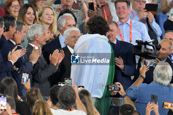 11/06/2024 - Gianmarco Tamberi of Italy greets Italian President Sergio Mattarella after winning the gold medal in the men's high jump at the European Athletics Championships Rome 2024 at the Olympic Stadium in Rome, June 11, 2024. - EUROPEAN ATHLETICS CHAMPIONSHIPS - INTERNAZIONALI - ATLETICA