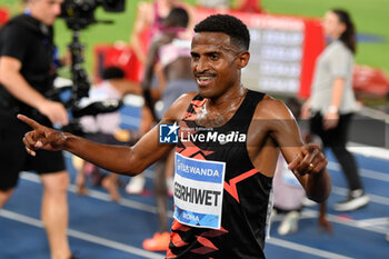 2024-08-30 - Hagos GEBRHIWET (ETH) competes in 5000m Men during the Diamond League Athletics 30th August 2024 at the Olimpic Stadium in Rome - GOLDEN GALA PIETRO MENNEA - INTERNATIONALS - ATHLETICS