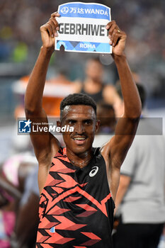 2024-08-30 - Hagos GEBRHIWET (ETH) competes in 5000m Men during the Diamond League Athletics 30th August 2024 at the Olimpic Stadium in Rome - GOLDEN GALA PIETRO MENNEA - INTERNATIONALS - ATHLETICS