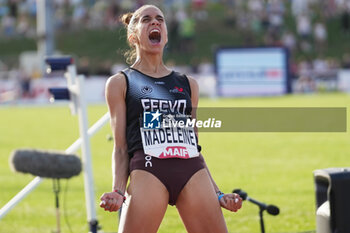 2024-06-28 - Sarah Madeleine, Women's 5000 M during the French Athletics Championships 2024 on June 28, 2024 at Stade du Lac de Maine in Angers, France - ATHLETICS - FRENCH CHAMPIONSHIPS 2024 - INTERNATIONALS - ATHLETICS