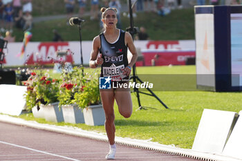 2024-06-28 - Sarah Madeleine, Women's 5000 M during the French Athletics Championships 2024 on June 28, 2024 at Stade du Lac de Maine in Angers, France - ATHLETICS - FRENCH CHAMPIONSHIPS 2024 - INTERNATIONALS - ATHLETICS