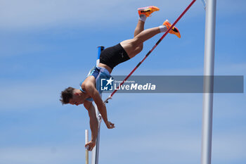 2024-06-30 - Thibaut Collet, Men's Pole vault during the French Athletics Championships 2024 on June 30, 2024 at Stade du Lac de Maine in Angers, France - ATHLETICS - FRENCH CHAMPIONSHIPS 2024 - INTERNATIONALS - ATHLETICS