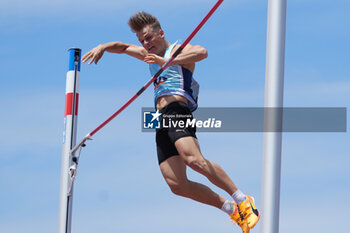 2024-06-30 - Thibaut Collet, Men's Pole vault during the French Athletics Championships 2024 on June 30, 2024 at Stade du Lac de Maine in Angers, France - ATHLETICS - FRENCH CHAMPIONSHIPS 2024 - INTERNATIONALS - ATHLETICS