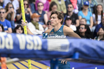 2024-07-07 - Armand Mondo Duplantis during the Meeting de Paris Wanda Diamond League 2024 athletics event on July 7, 2024 at Charlety stadium in Paris, France. Photo Victor Joly / DPPI - ATHLETICS - DIAMOND LEAGUE 2024 - PARIS - INTERNATIONALS - ATHLETICS