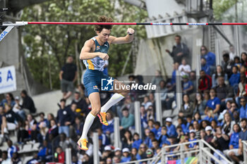 2024-07-07 - Armand Mondo Duplantis during the Meeting de Paris Wanda Diamond League 2024 athletics event on July 7, 2024 at Charlety stadium in Paris, France. Photo Victor Joly / DPPI - ATHLETICS - DIAMOND LEAGUE 2024 - PARIS - INTERNATIONALS - ATHLETICS