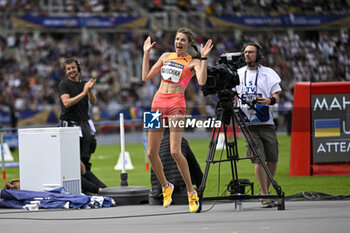 2024-07-07 - Yaroslava Mahuchikh after breaking the world record in the high jump during the Meeting de Paris Wanda Diamond League 2024 athletics event on July 7, 2024 at Charlety stadium in Paris, France. Photo Victor Joly / DPPI - ATHLETICS - DIAMOND LEAGUE 2024 - PARIS - INTERNATIONALS - ATHLETICS