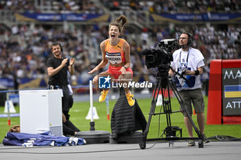 2024-07-07 - Yaroslava Mahuchikh after breaking the world record in the high jump during the Meeting de Paris Wanda Diamond League 2024 athletics event on July 7, 2024 at Charlety stadium in Paris, France. Photo Victor Joly / DPPI - ATHLETICS - DIAMOND LEAGUE 2024 - PARIS - INTERNATIONALS - ATHLETICS