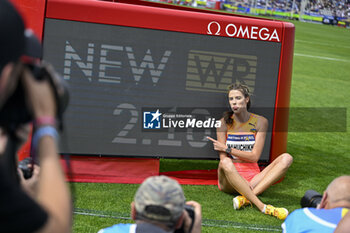 2024-07-07 - Yaroslava Mahuchikh after breaking the world record in the high jump during the Meeting de Paris Wanda Diamond League 2024 athletics event on July 7, 2024 at Charlety stadium in Paris, France. Photo Victor Joly / DPPI - ATHLETICS - DIAMOND LEAGUE 2024 - PARIS - INTERNATIONALS - ATHLETICS