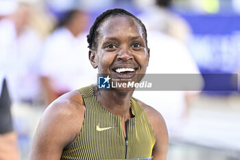 2024-07-07 - Faith Kipyegon breaking the 1500m world record during the Meeting de Paris Wanda Diamond League 2024 athletics event on July 7, 2024 at Charlety stadium in Paris, France. Photo Victor Joly / DPPI - ATHLETICS - DIAMOND LEAGUE 2024 - PARIS - INTERNATIONALS - ATHLETICS