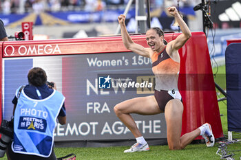 2024-07-07 - Agathe Guillemot breaking the French 1500m record during the Meeting de Paris Wanda Diamond League 2024 athletics event on July 7, 2024 at Charlety stadium in Paris, France. Photo Victor Joly / DPPI - ATHLETICS - DIAMOND LEAGUE 2024 - PARIS - INTERNATIONALS - ATHLETICS