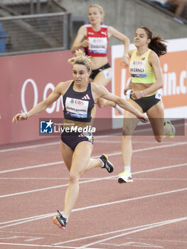 2024-08-22 - Lausanne Switzerland, 08 22 2024: Catia Gubelmann (SUI) wins 400 m during Wanda Diamond League Athletissima Lausanne at the La Pontaise stadium. Patrick Dancel, Live Media - ATHLETISSIMA - INTERNATIONALS - ATHLETICS