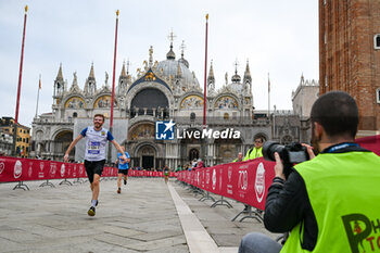 2024-10-27 - General view of 38^ Wizz Air Venicemarathon - 38^ WIZZ AIR VENICEMARATHON - MARATHON - ATHLETICS