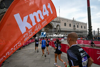 2024-10-27 - General view of 38^ Wizz Air Venicemarathon - 38^ WIZZ AIR VENICEMARATHON - MARATHON - ATHLETICS