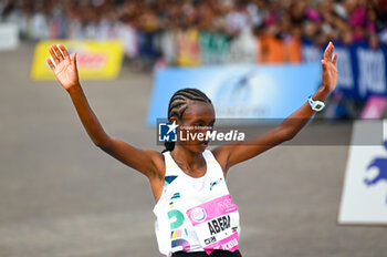 2024-10-27 - Abera Birtukan wins the 38th Wizz Air Venicemarathon Woman - 38^ WIZZ AIR VENICEMARATHON - MARATHON - ATHLETICS