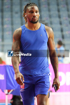 2024-07-06 - Andrew Albicy of France warms up during the International Friendly Basketball match between Germany and France on 6 July 2024 at Lanxess Arena in Cologne, Germany - BASKETBALL - FRIENDLY GAME - GERMANY V FRANCE - FRIENDLY MATCH - BASKETBALL