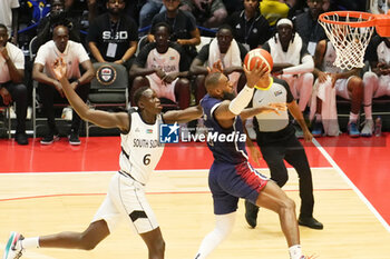 2024-07-20 - Lebron James of Team Usa during the International Friendly basketball match between USA and South Sudan on 20 July 2024 at O2 Arena in London, England - BASKETBALL - FRIENDLY GAME - USA V SOUTH SUDAN - FRIENDLY MATCH - BASKETBALL