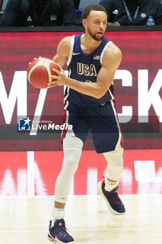 2024-07-20 - Stephen Curry of Team Usa during the International Friendly basketball match between USA and South Sudan on 20 July 2024 at O2 Arena in London, England - BASKETBALL - FRIENDLY GAME - USA V SOUTH SUDAN - FRIENDLY MATCH - BASKETBALL