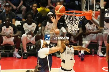 2024-07-20 - Anthony Davis of Team Usa during the International Friendly basketball match between USA and South Sudan on 20 July 2024 at O2 Arena in London, England - BASKETBALL - FRIENDLY GAME - USA V SOUTH SUDAN - FRIENDLY MATCH - BASKETBALL