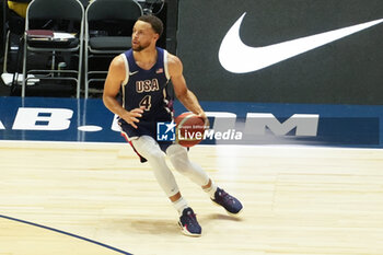 2024-07-20 - Stephen Curry of Team Usa during the International Friendly basketball match between USA and South Sudan on 20 July 2024 at O2 Arena in London, England - BASKETBALL - FRIENDLY GAME - USA V SOUTH SUDAN - FRIENDLY MATCH - BASKETBALL