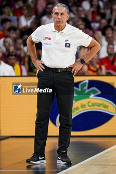 2024-07-23 - Sergio Scariolo, head coach of Spain, seen during the Basketball International Friendly match between Spain and Puerto Rico at WiZink Center on July 23, 2024 in Madrid, Spain. - SPAIN VS PUERTO RICO - FRIENDLY MATCH - BASKETBALL