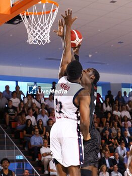 2024-09-04 - Justin Gorham (Derthona Basket) & Josh Nebo (EA7 Emporio Armani Olimpia Milano) - DERTHONA BASKET VS EA7 EMPORIO ARMANI OLIMPIA MILANO - FRIENDLY MATCH - BASKETBALL