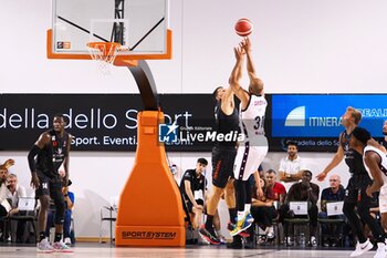 2024-09-04 - Shavon Shields (EA7 Emporio Armani Olimpia Milano) - DERTHONA BASKET VS EA7 EMPORIO ARMANI OLIMPIA MILANO - FRIENDLY MATCH - BASKETBALL