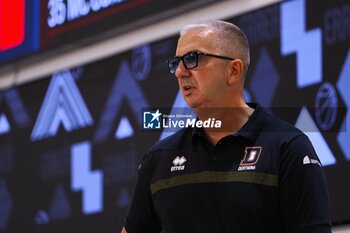 2024-09-04 - Walter De Raffaele, head coach Derthona Basket - DERTHONA BASKET VS EA7 EMPORIO ARMANI OLIMPIA MILANO - FRIENDLY MATCH - BASKETBALL