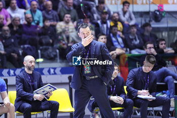 2024-02-15 - Alessandro Magro (head coach Germani Brescia) - FRECCIAROSSA FINALEIGHT 2024 - GERMANI BRESCIA VS GEVI NAPOLI BASKET - ITALIAN CUP - BASKETBALL