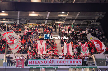 2024-02-18 - supporters EA7 Emporio Armani Milano - FRECCIAROSSA FINALEIGHT 2024 - FINAL - EA7 EMPORIO ARMANI MILANO VS GEVI NAPOLI BASKET - ITALIAN CUP - BASKETBALL