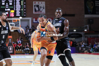 2024-10-02 - #33 Nicholas Tischler (Niners Chemnitz) - DERTHONA BASKET VS NINERS CHEMNITZ - CHAMPIONS LEAGUE - BASKETBALL