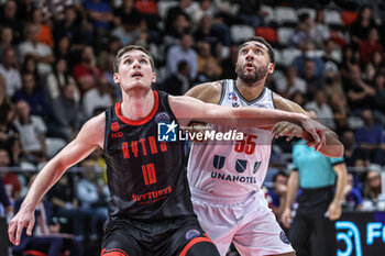 2024-10-01 - Kwan Cheatham (Unahotels Reggio Emilia) againgst Anzuolas Tubelis (Rytas Vilnius) - UNAHOTELS REGGIO EMILIA VS RYTAS VILNIUS - CHAMPIONS LEAGUE - BASKETBALL