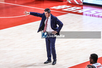 2024-10-01 - Dimitris Priftis coach Unahotels Reggio Emilia - UNAHOTELS REGGIO EMILIA VS RYTAS VILNIUS - CHAMPIONS LEAGUE - BASKETBALL