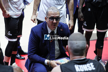 2024-10-15 - De Raffaele Walter (head coach Bertram Derthona Basket Tortona) - BERTRAM DERTHONA BASKET VS BAXI MANRESA - CHAMPIONS LEAGUE - BASKETBALL