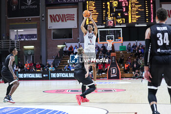 2024-10-15 - #21 Derrick Alston (Baxi Manresa) - BERTRAM DERTHONA BASKET VS BAXI MANRESA - CHAMPIONS LEAGUE - BASKETBALL