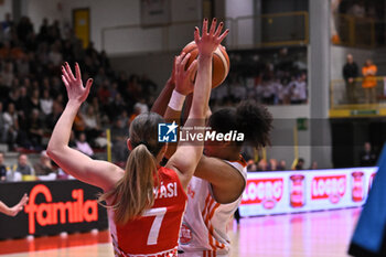 2024-11-21 - Actions of the game and players' images during the match between Famila Beretta Schio and DVTK Hun-term at PalaRomare - November 21, 2024, during the EuroLeague Women 2024/2025 - FAMILA BERETTA VS DVTK HUN-TERM - EUROLEAGUE WOMEN - BASKETBALL